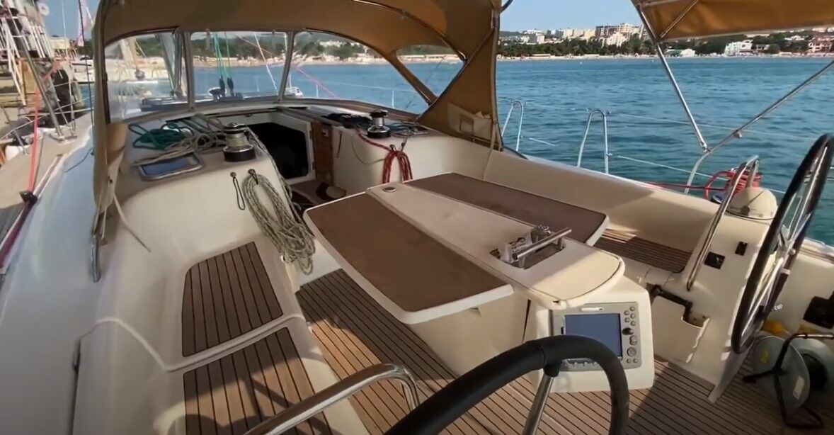 Oceanis Yacht in Tivat, photo 3
